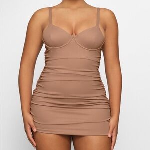 SKIMS sculpt swim Dress Size 3X Sienna beige neutral beach resort